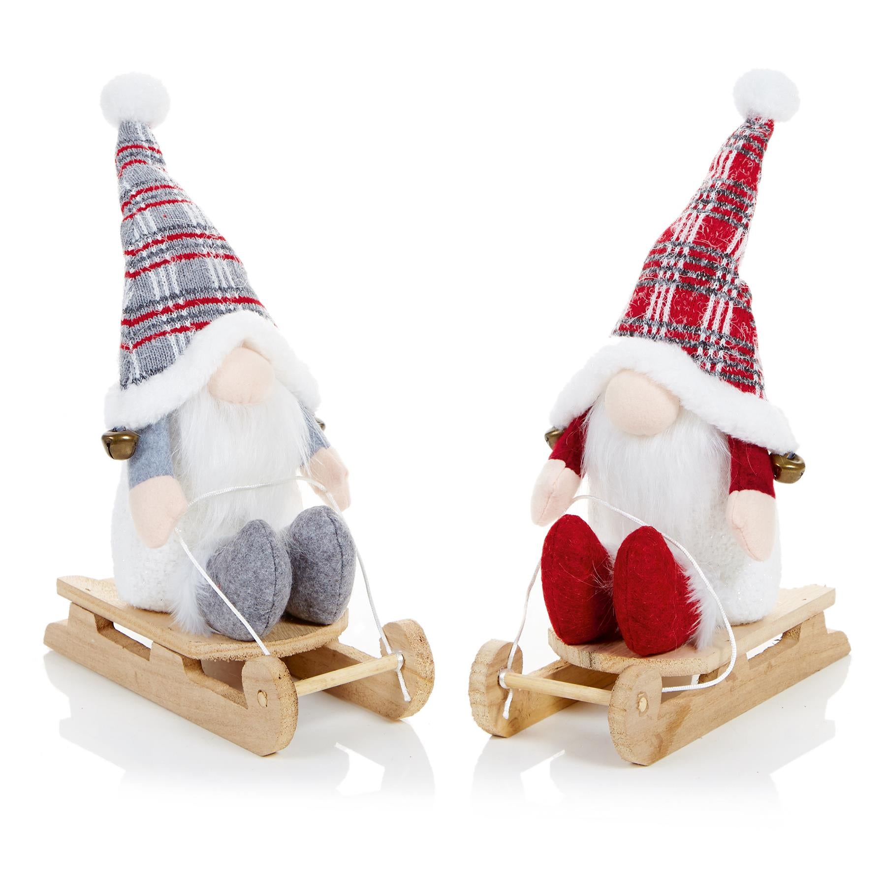 1 x 39cm Gnome On Sleigh